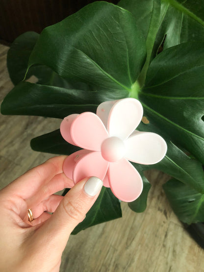 Flower Claw Clip, Flower Hair Claw, Flower Hair Clip, Daisy Hair Clip, Colorful Flower Hair Clip, Bridesmaids Hair Accessory, Hippie Clip